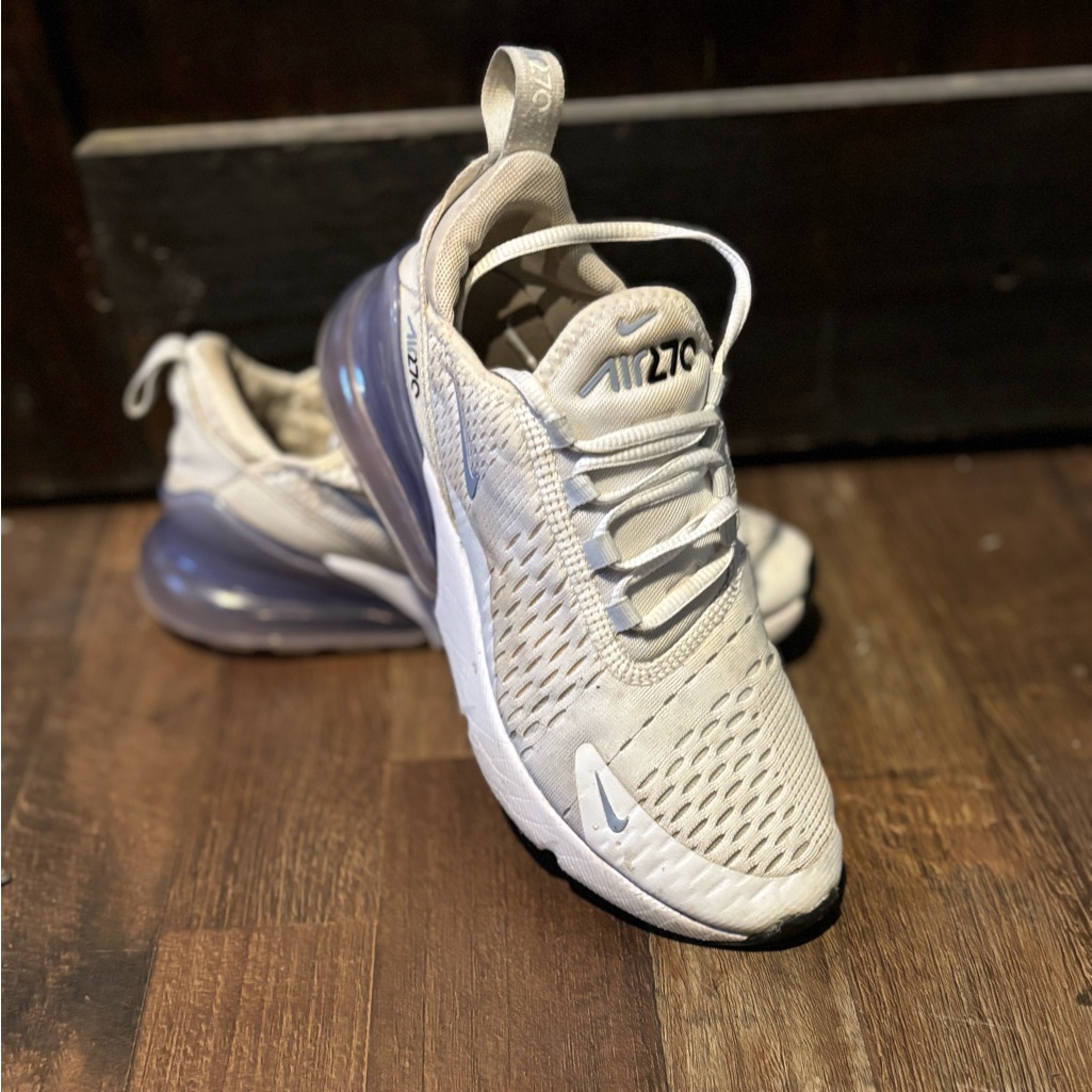 Nike 270